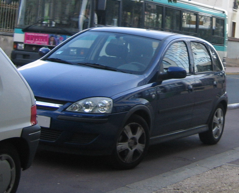 Opel Corsa 2004 26